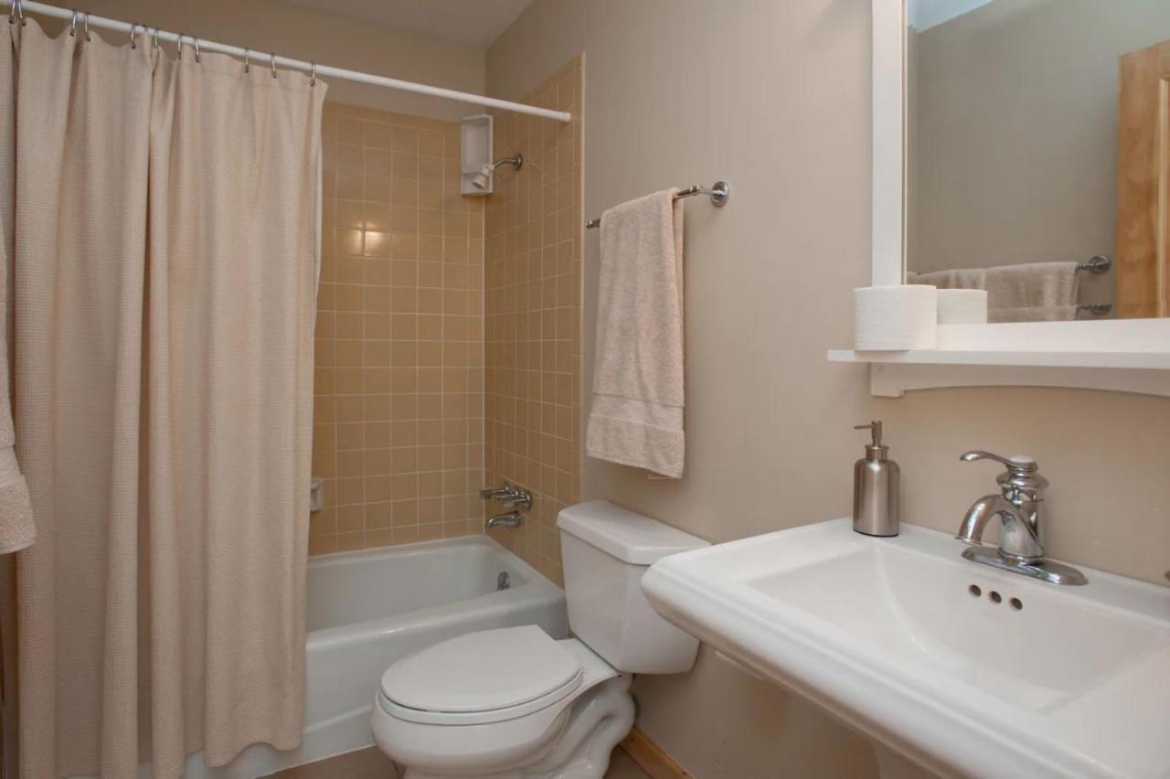 Cozy Townhouse On The Main Bus Line Villa Breckenridge Luaran gambar