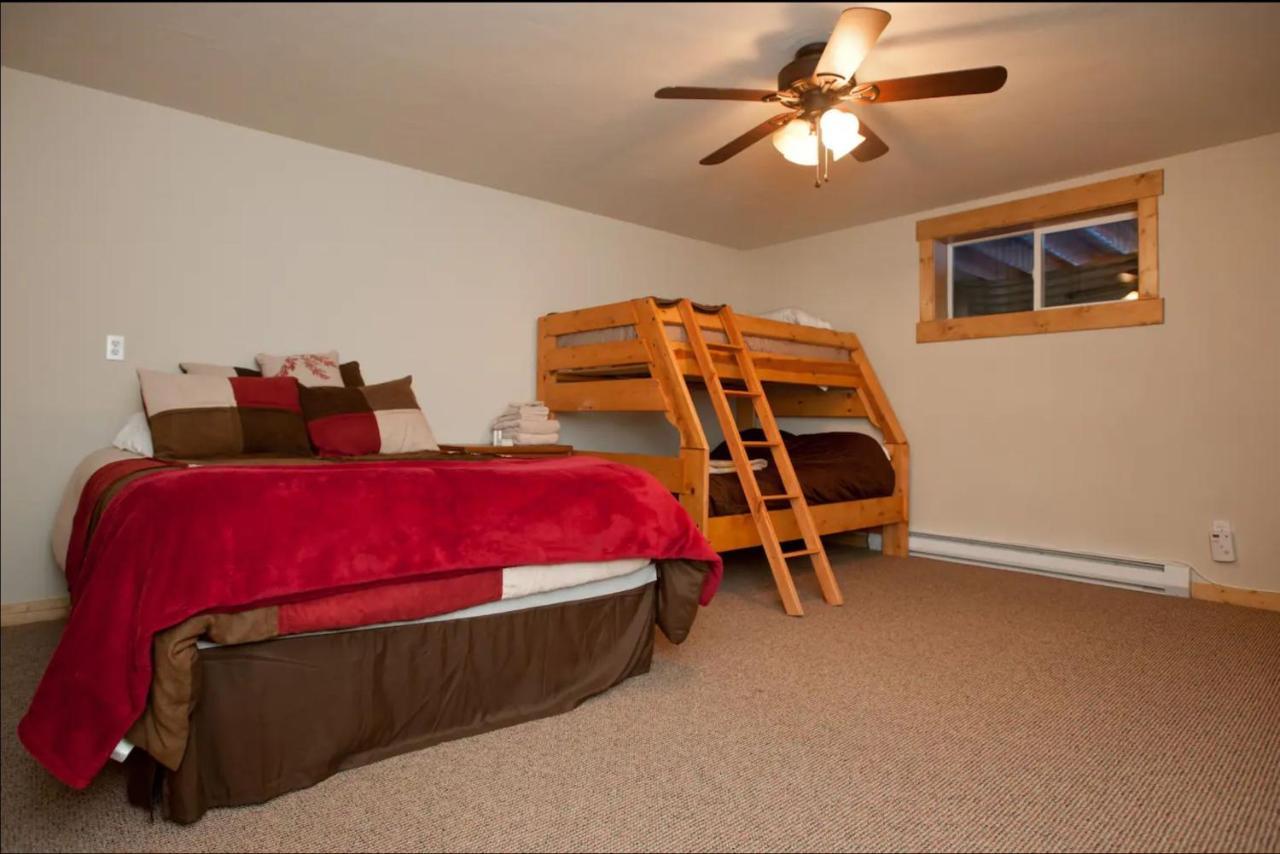 Cozy Townhouse On The Main Bus Line Villa Breckenridge Luaran gambar